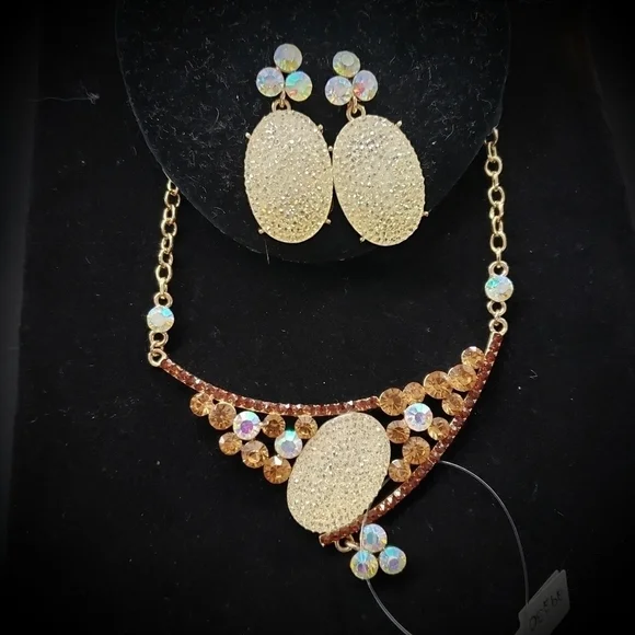 Topaz/Clear Rhinestone Necklace Set - Picture 2 of 4